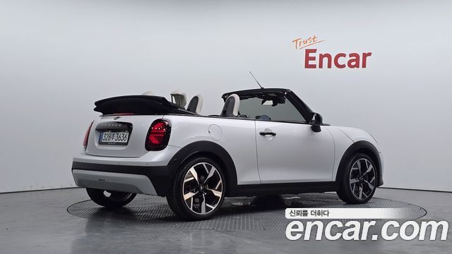 Mini Cooper Convertible из Кореи Encar