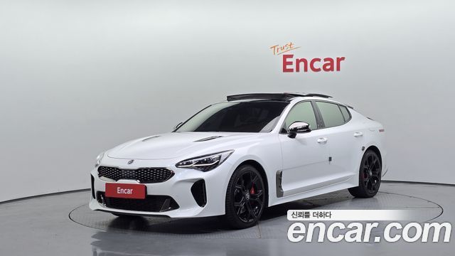 Kia Stinger 2.0 Turbo 2WD Platinum — пробег 97 399 км — фото 1 из 5