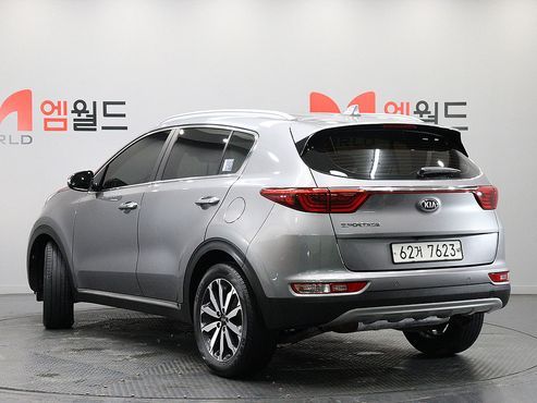Kia Sportage Gasoline 2.0 2WD Noblesse — пробег 79 392 км — фото 4 из 5