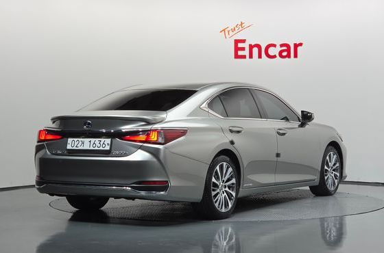 Lexus ES Luxury — пробег 113 159 км — фото 2 из 5