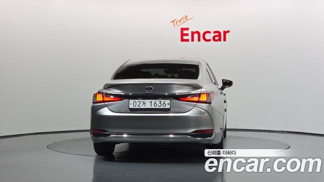 Lexus ES из Кореи Encar