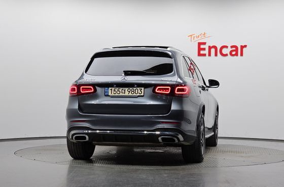 Mercedes-Benz GLC-Class GLC300 4MATIC — пробег 69 297 км — фото 4 из 5