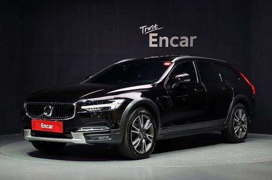 Volvo V90 T5 Pro AWD — пробег 95 449 км — фото 1 из 5
