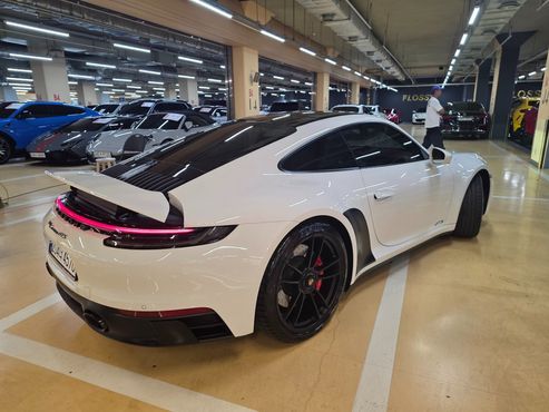 Porsche 911 Carrera GTS — пробег 20 593 км — фото 2 из 5