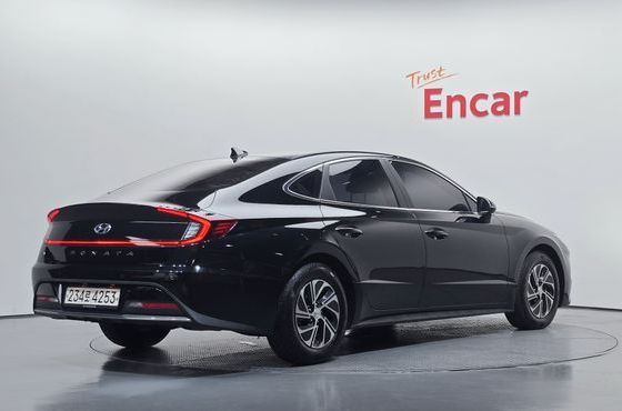 Hyundai Sonata Premium — пробег 136 464 км — фото 2 из 5