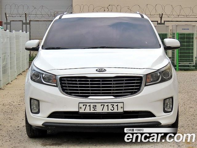 Kia Carnival 11-seater Luxury — пробег 143 138 км — фото 3 из 5