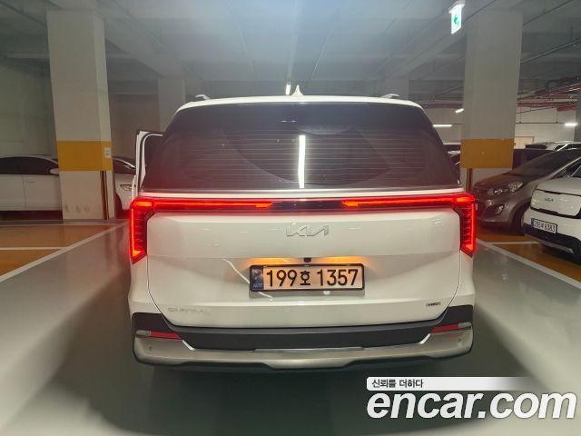 Kia Carnival HEV 9seater Signature — пробег 24 059 км — фото 3 из 5