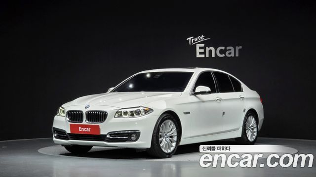 BMW 5-Series 520d Luxury Plus — пробег 125 220 км — фото 1 из 5