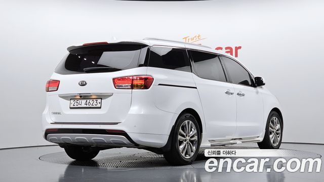 Kia Carnival 9-seater Prestige — пробег 115 902 км — фото 2 из 5