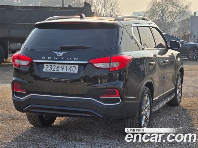 Ssangyong Rexton Diesel 2.2 4WD Majesty — пробег 123 058 км — фото 3 из 5