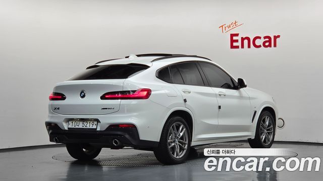 BMW X4 xDrive20d M Sport — пробег 67 392 км — фото 2 из 5
