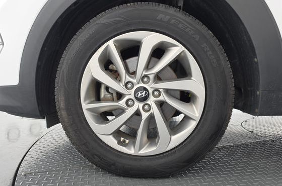 Hyundai Tucson Diesel 1.7 2WD Style — пробег 199 801 км — фото 5 из 5