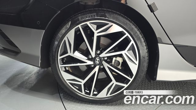Hyundai Ioniq6 Long Range AWD Prestige — пробег 33 345 км — фото 5 из 5