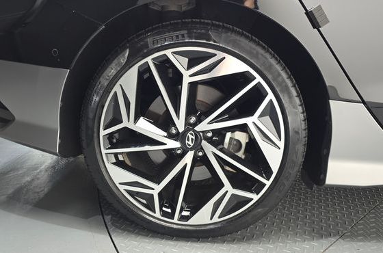 Hyundai Ioniq6 Long Range AWD Prestige — пробег 33 345 км — фото 5 из 5