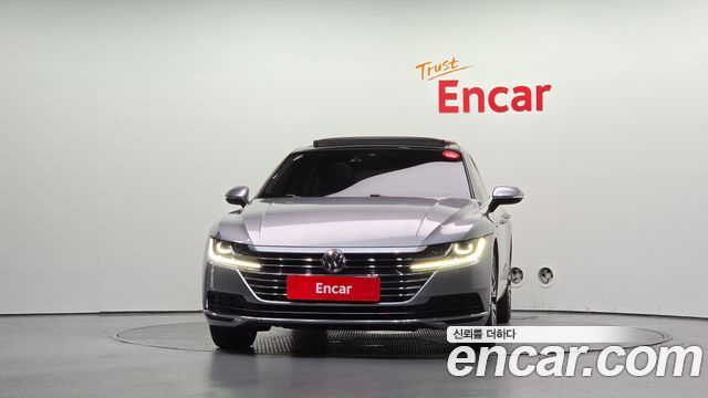 Volkswagen Arteon 2.0 TDI Premium — пробег 47 880 км — фото 3 из 5