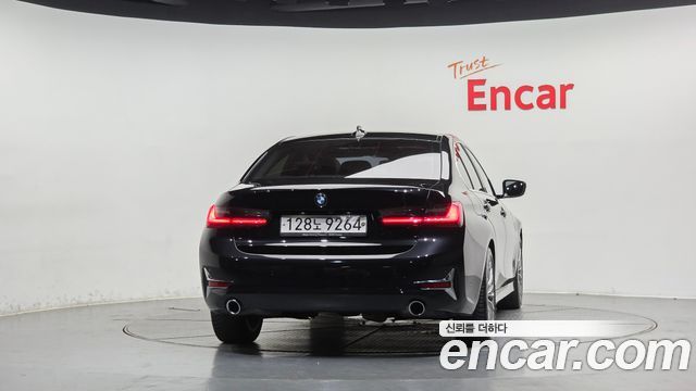 BMW 3-Series из Кореи Encar