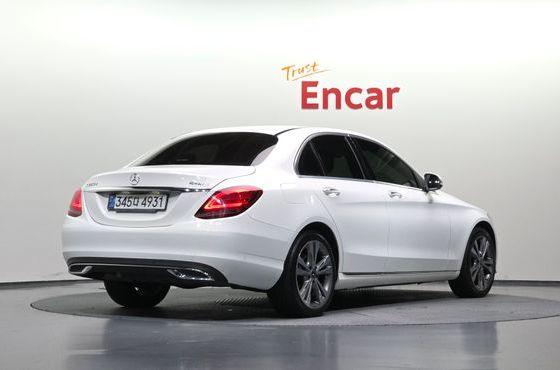 Mercedes-Benz C-Class C220 d 4MATIC — пробег 118 667 км — фото 2 из 5