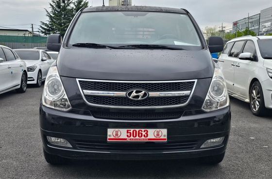Hyundai Starex 5-Seater VAN CVX Luxury — пробег 158 840 км — фото 3 из 5
