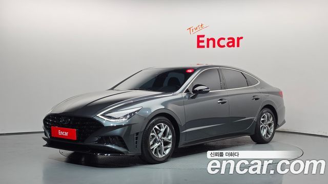 Hyundai Sonata 2.0 Premium Plus — пробег 84 583 км — фото 1 из 5