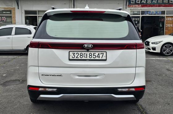 Kia Carnival Diesel 9-Seater Noblesse — пробег 90 187 км — фото 5 из 5