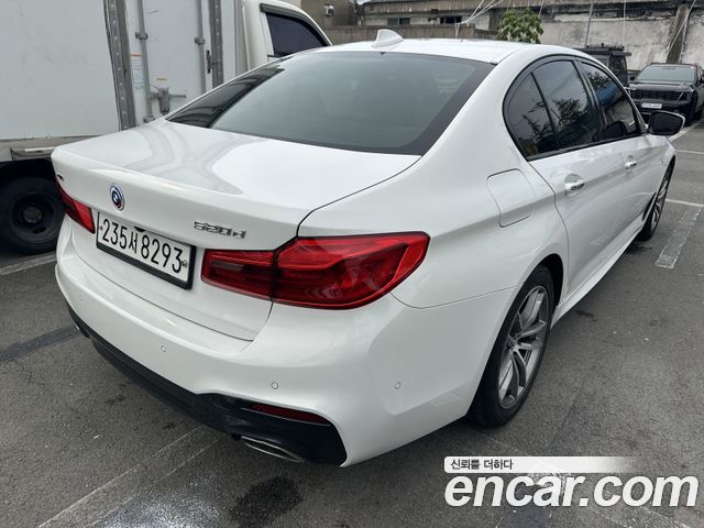 BMW 5-Series 520d xDrive M Sport Package Plus — пробег 188 174 км — фото 4 из 5