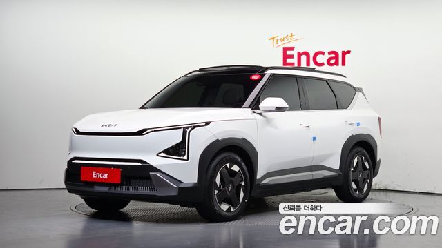 Kia EV5 Long Range 2WD AIr — пробег 3 698 км — фото 1 из 5