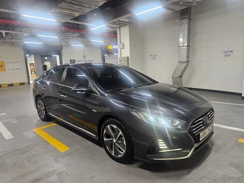 Hyundai Sonata Premium — пробег 381 000 км — фото 2 из 5