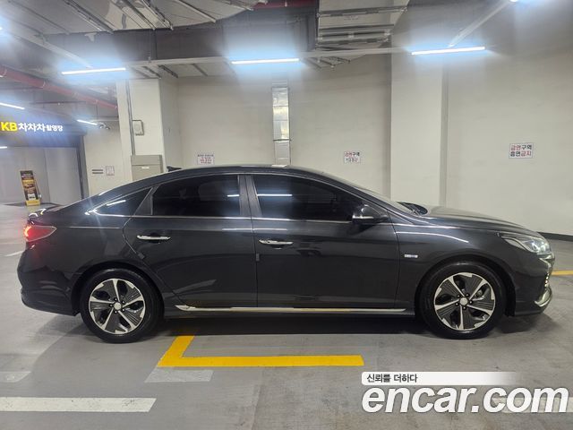 Hyundai Sonata Premium — пробег 381 000 км — фото 3 из 5