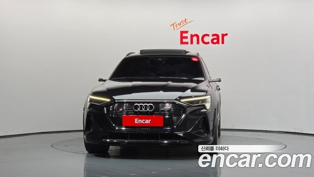 Audi e-tron из Кореи Encar
