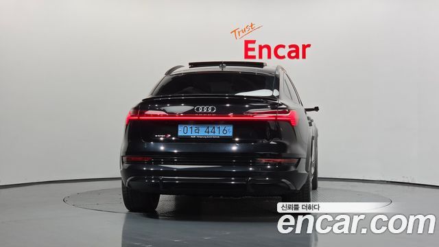 Audi e-tron из Кореи Encar