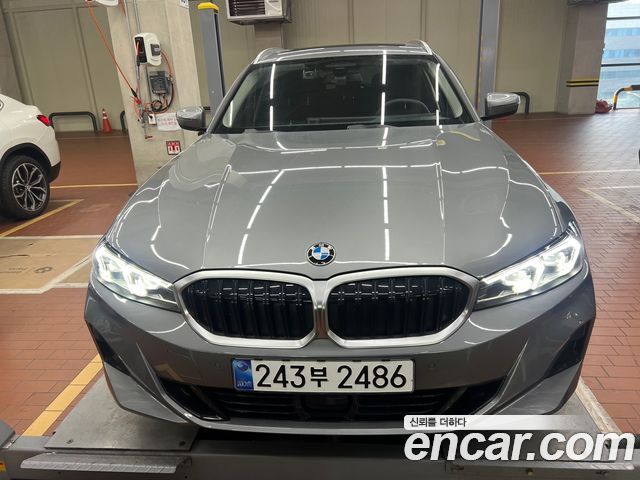 BMW 3-Series 320i Touring — пробег 10 353 км — фото 3 из 5