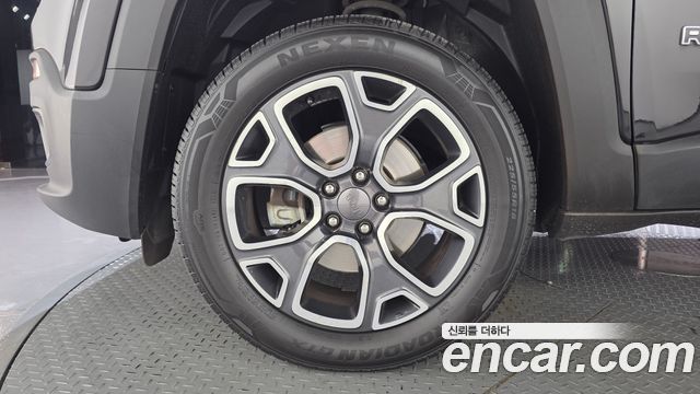 Jeep Renegade 2.0 Diesel Limited AWD — пробег 50 039 км — фото 5 из 5
