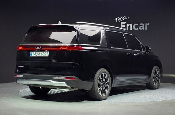 Kia Carnival Gasoline 9-Seater Signature — пробег 53 600 км — фото 2 из 5
