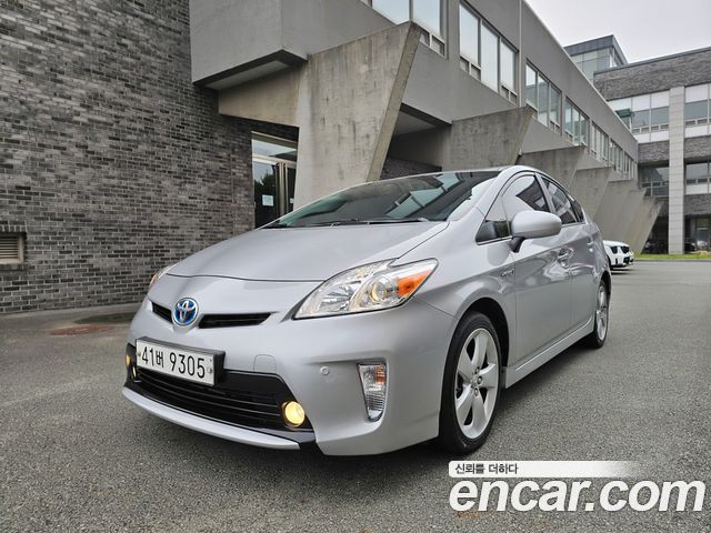 Toyota Prius из Кореи Encar
