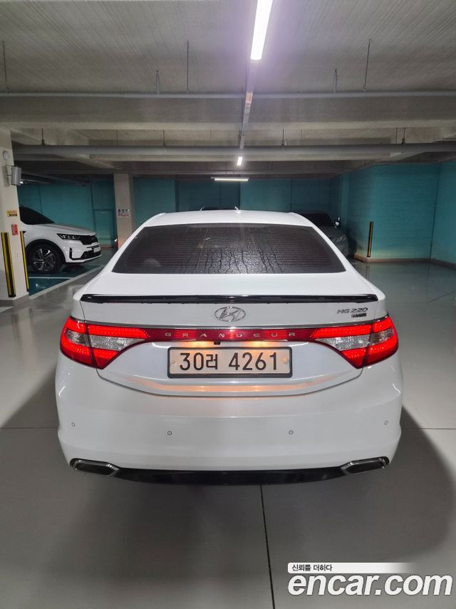 Hyundai Grandeur из Кореи Encar