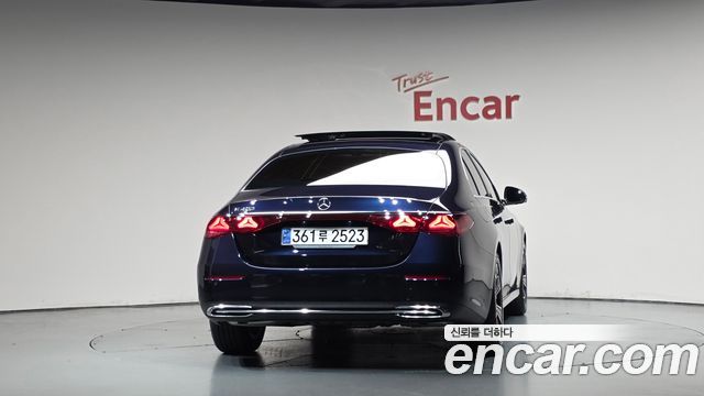 Mercedes-Benz E-Class из Кореи Encar