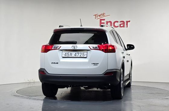 Toyota RAV4 2.5 4WD 4th — пробег 75 010 км — фото 4 из 5