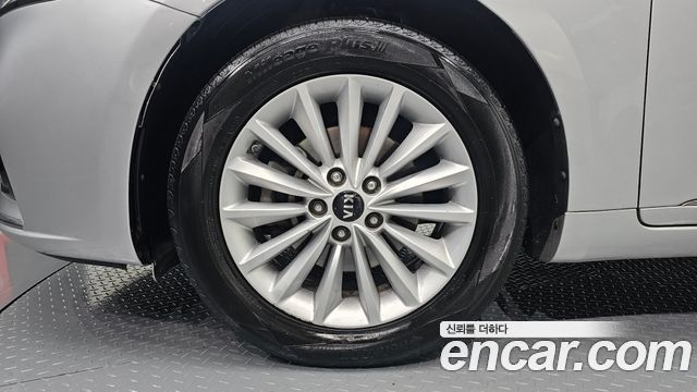 Kia K7 из Кореи Encar