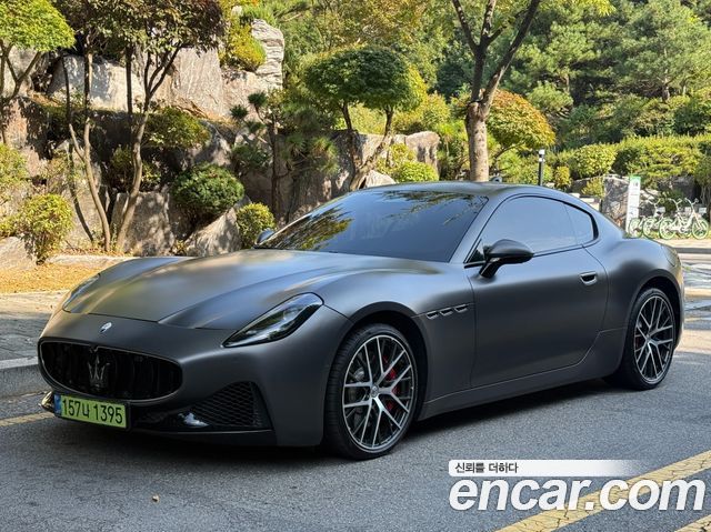 Maserati GranTurismo 3.0 V6 Modena — пробег 600 км — фото 1 из 5