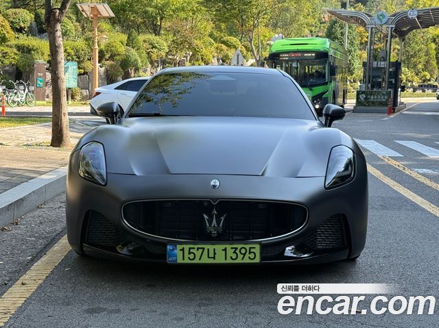 Maserati GranTurismo 3.0 V6 Modena — пробег 600 км — фото 3 из 5