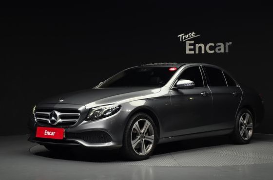 Mercedes-Benz E-Class E220d Avantgarde — пробег 229 355 км — фото 1 из 5