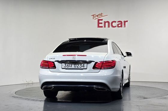 Mercedes-Benz E-Class E200 Coupe — пробег 94 790 км — фото 4 из 5