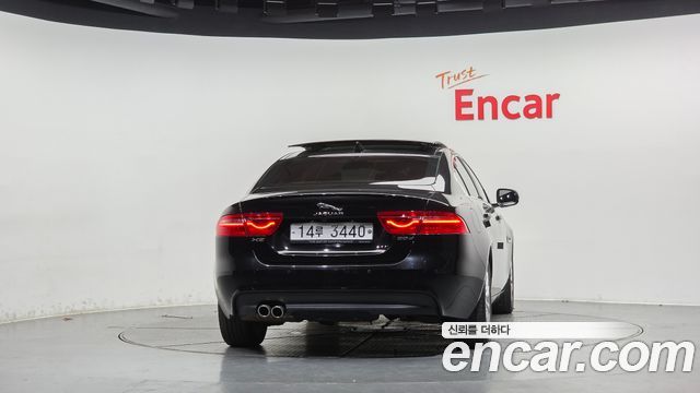 Jaguar XE из Кореи Encar