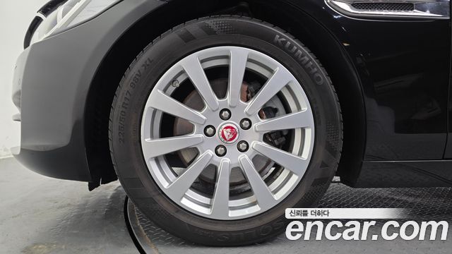 Jaguar XE из Кореи Encar
