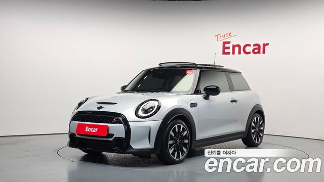 Mini Cooper Classic Third Generation — пробег 12 019 км — фото 1 из 5
