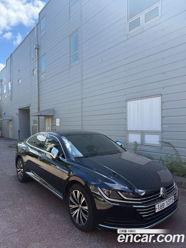 Volkswagen Arteon 2.0 TDI Premium — пробег 127 639 км — фото 3 из 5