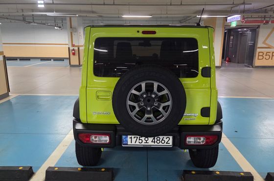 Suzuki Jimny 1.5 — пробег 7 200 км — фото 4 из 5