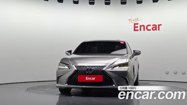 Lexus ES Executive — пробег 58 180 км — фото 3 из 5