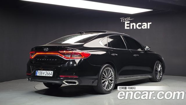Hyundai Grandeur 2.2 Diesel Premium Special — пробег 177 267 км — фото 2 из 5