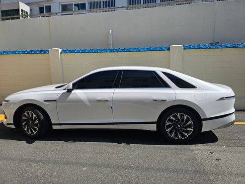 Hyundai Grandeur 2.5 Gasoline 2WD Premium — пробег 357 км — фото 2 из 5